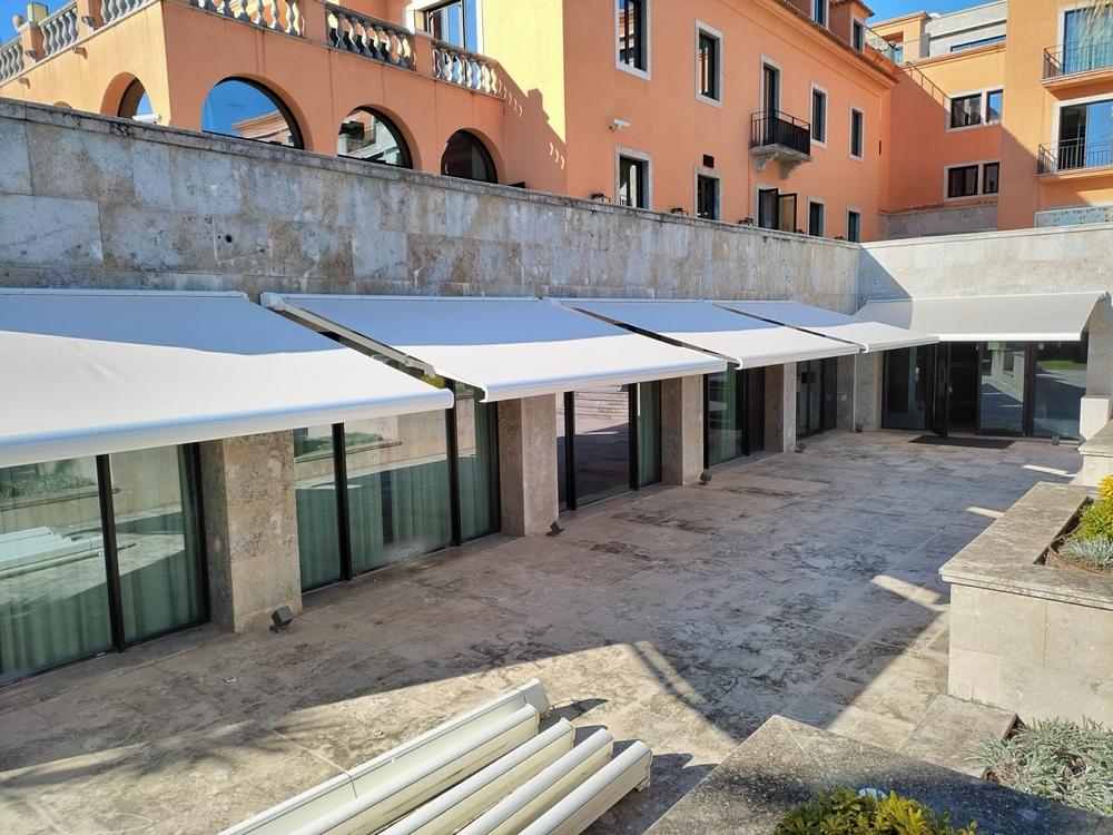 Toldo Direito de Braços Extensivos